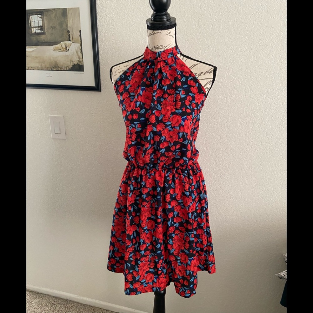 NWT Floral Halter Style Dress Size Medium